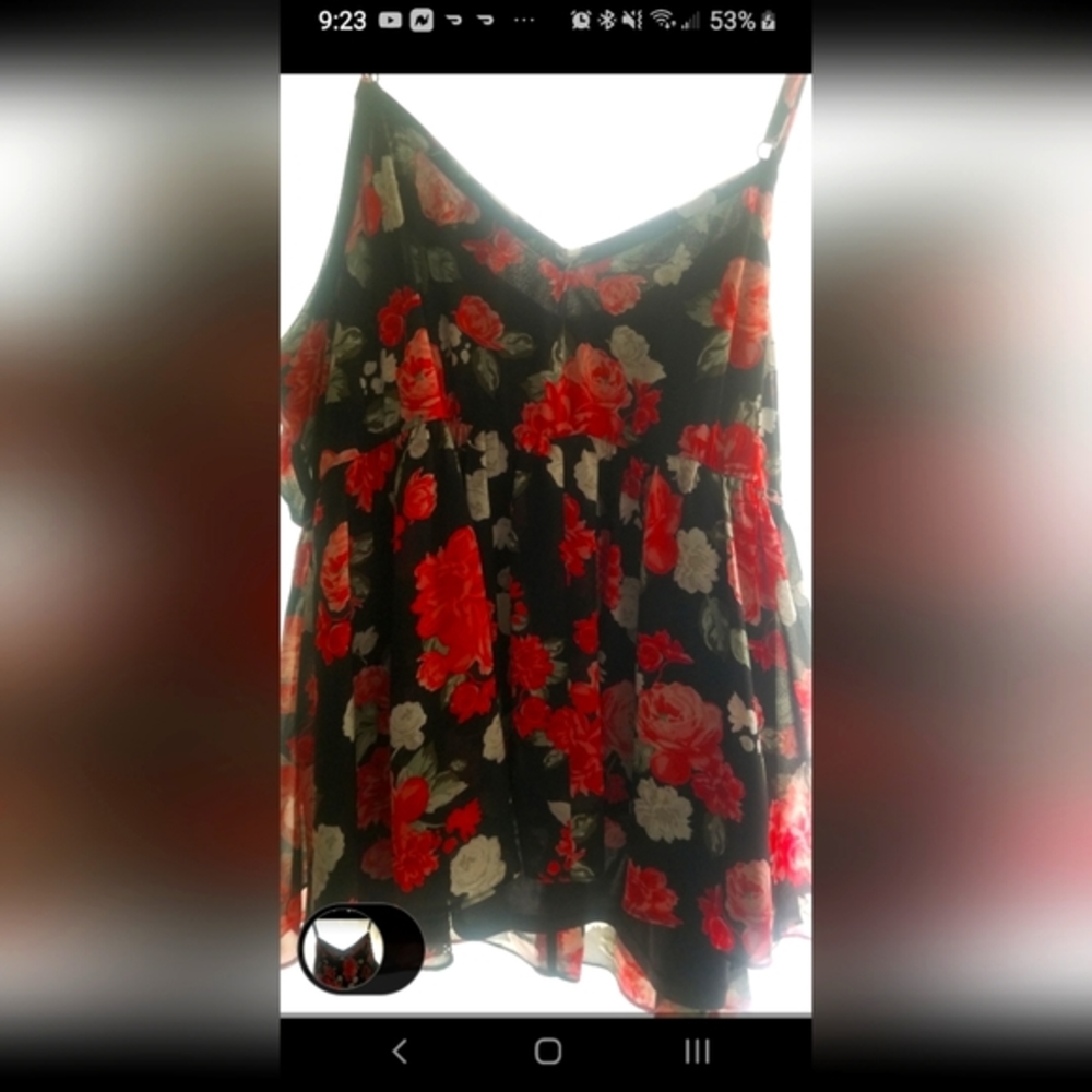 Flowing  spaghetti strap women's Torrid top. Black & Red Rose.